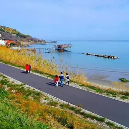 Valemare Nocleg ze śniadaniem 4*